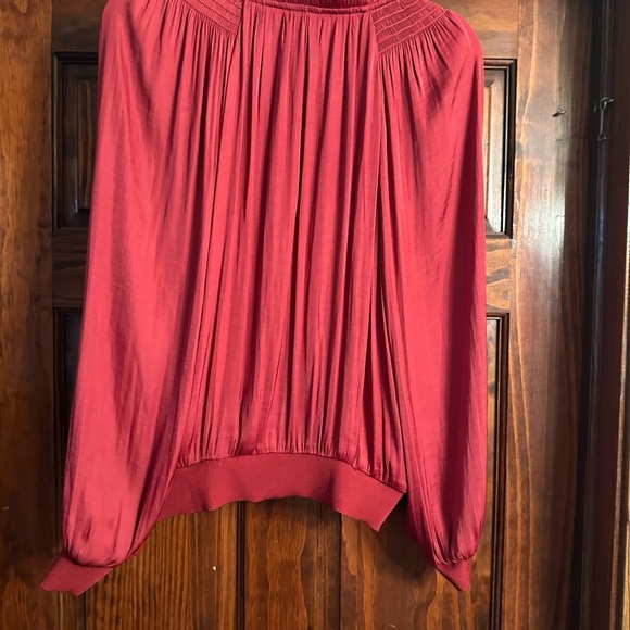 Express Red Women's Top - Picture 3 of 3